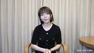 FC2-PPV-4770251 【無】身長150㎝でスレンダーな可愛い小柄女性⤴常に笑顔で楽しそうにチ〇コを握ってくる姿がとてもいい！クスコ内部観察　嬉しそうにゴックンと