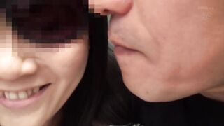 AVOP-185 本物夫婦の公開浮気 私の妻を寝取ってください…
