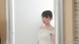 【モザイク破壊】DVAJ-702 「お願い、この週末だけ恋人のフリして？」同僚OLの両親を安心させるため婚約者に成りすますうち二人でお風呂に入ることになり…濡れテカる美巨