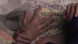 【モザイク破壊】FSET-770 修学旅行の女部屋で先生から隠れるために可愛い女子と密着興奮 バレないようにやっちゃった俺
