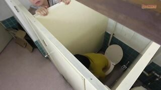 GNS-137 某名門女子大学 校内トイレ変態隠し撮り魔の性交記録2