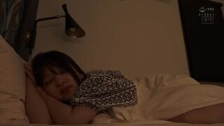 HMN-295 M男を連れてイクッ！ハーレムちっぱい女子旅 一泊二日焦らされ中出しスペシャル！！ あべみかこ