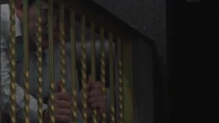 JUR-484 ハプニングバー人妻NTR 「あなたのためよ…」と言っていた妻がいつしか群がる男たちに夢中になっていた。 めぐり 乃木絢愛
