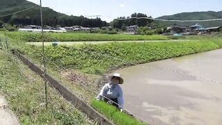 HRD-384 なんで地方の母ちゃんはチチとケツがデカいんだべ 田舎の豊満お母さん5 240分