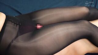 MOPT-049 脚長おねいさんのM男いじめ パンストとジーンズとニーハイブーツ 咲野瑞希