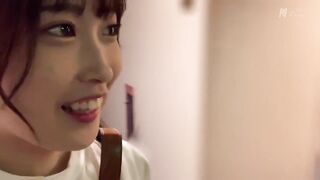 KMHRS-029 天然小悪魔ちゃんが天然汁まみれ！全身ヌレヌレでメロメロ連続イキ！ 天然かのん