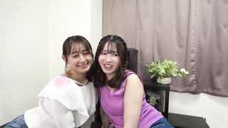 GUN-783 美女たちの足裏をふやけるまで舐めたい！ブルージーンズ編