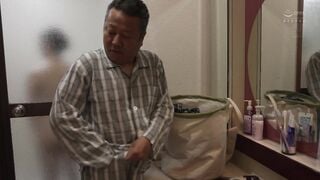 JUR-571 夫が出張中の5日間…大嫌いな義父に屈する拘束スローピストンレ×プ 花守夏歩