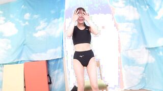SKMJ-681 アスリートは性欲強い！？【レーシングブ○マ限定】陸上部女子大生がアダルト体力測定エロ近代5種に挑戦！勃起チ○ポ密着でセクハラ測定したら性欲爆発！！きつき