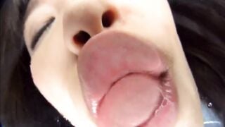 EVIS-605 肉厚ベロ美女のバーチャルキス