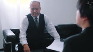 JUR-466C 人妻秘書、汗と接吻に満ちた社長室中出し性交 性欲をそそるいやらしい肉体秘書―。 七海ティナ