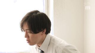 MIKR-047 年下好き女教師にゾックゾクする鳥肌淫語とエグい乳首こねくりで痴女られ彼女がいるのに寝取られたサイテーなM男のボク 佐藤衣栞