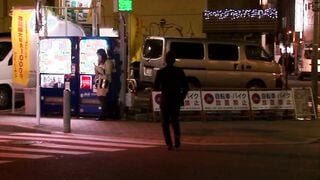 SOE-435 夫の目の前で犯された幼妻 小沢真理奈