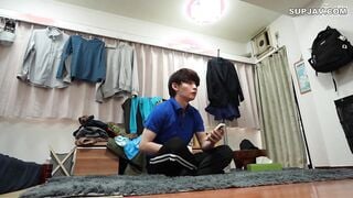 【モザイク破壊】FOCS-274 隣の絶倫隣人Gcup美女に誘惑されて…欲求不満を匂わす配信者にDMしたら部屋に引き込まれド淫乱痴女解放！熱烈キスで歓迎マ●コ広げて連続中