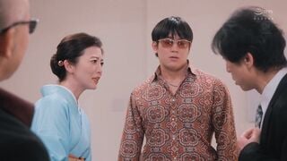 JUR-497 高級クラブの人妻、太客の汗と体液にまみれた、閉店後中出し枕営業―。 木下凛々子