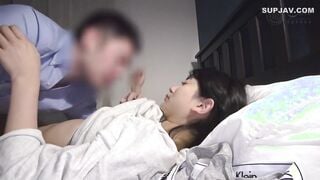 MFNA-002 部屋着でまどろむ無防備な僕だけのすっぴん彼女とゆるあまセックス【カップルの日常。#02 かりん】