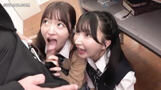 【モザイク破壊】HUNTC-353 「せんせー！今日も当然エッチするでしょ？」新任教師のボクのチ○ポを教室で、廊下で、職員室で…所かまわず奪い合う困った女子生徒たちの誘惑