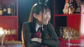 【モザイク破壊】HUNTC-422 逆バニーと遊べる夢のカジノ！極上ボディの美少女達が逆バニーコスでお出迎え！さらにゲームに勝てば好みのバニーとヤリたい放題！知る人ぞ知る