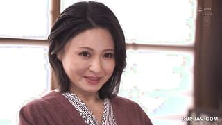 【モザイク破壊】JUL-539 妻には口が裂けても言えません、義母さんを孕ませてしまったなんて…。-1泊2日の温泉旅行で、我を忘れて中出ししまくった僕。- 綾瀬麻衣子