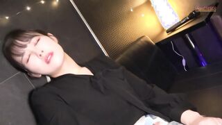 GNS-138 ヒトカラ人妻 白昼のカラオケBOX意識混沌性交