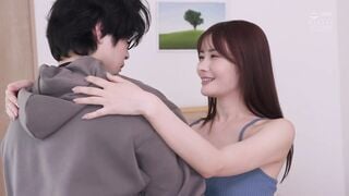 ADN-733C この夏、僕は姉ちゃんで童貞を卒業した。 藤森里穂