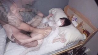 FC2-PPV-4799746 特典付き【親友の前で中に出されました…】衝撃！罰ゲームで、女の子の親友の目の前でイマラだけではなく中出しもしてやった