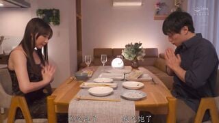 JUR-522C 「オナニーだけなら浮気じゃないから…。」 兄のいない出張中、義姉は’自慰中毒’で僕は’加奈さん専用’オカズ 日下部加奈