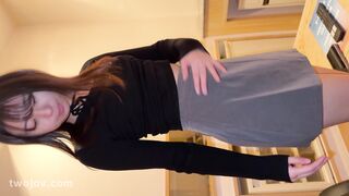 865URKN-01101 【路上のアイドル降臨！！細いのに美尻の超絶エロボディ】【大人っぽいのに笑顔眩しい小悪魔的ビッチ！！】【美尻うちつけ騎乗位で2発目からの手コキア