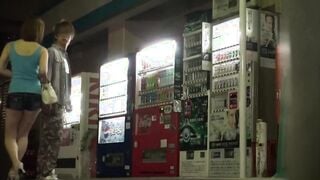 SCOP-409 「全部夏のせいだ！！」年に一度の淫乱シーズン！心も身体も開放的になってしまった女達の夏BEST4時間SP