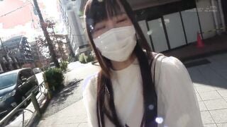 KUSE-007 童顏纖瘦小胸的神秘女孩？亞文化系受虐傾向公務員 捧いのり AV出道作