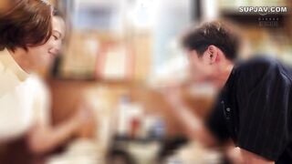 【モザイク破壊】YUJ-032 失恋した僕を慰めてくれた先輩と彼女を忘れるまでカラダを重ねた記録。 向井藍