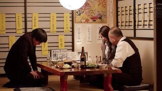 JUR-351C-U 取引先の傲慢社長に中出しされ続けた出張接待。 専属美女、イイ女のスーツ『美』―。 美ノ嶋めぐり