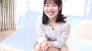 NGHJ-033 え？可愛い顔して脱いでも凄い！ギャップボディがエロすぎるGcup以上の素人女子大生が挑戦！？天使のマシュマロおっぱいフルコースで童貞君のオナニーのお手伝