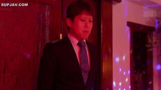 【モザイク破壊】CJOD-475 乳首ビンッビンッで痴女ってくるガルバギャルのドスケベ接客 担任教師にバレて口止めアフター中出し不倫 春陽モカ