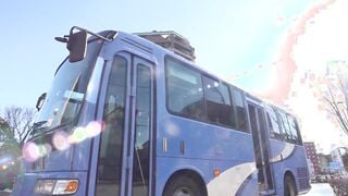 SW-700 満員バスで人妻たちの巨乳にピッタリ押し付けられて通学中の僕のイチモツびんびん！股間に勃起チ○ポを感じた奥さんたちの隠れた性欲も爆発して車内でハァハァ止まらな