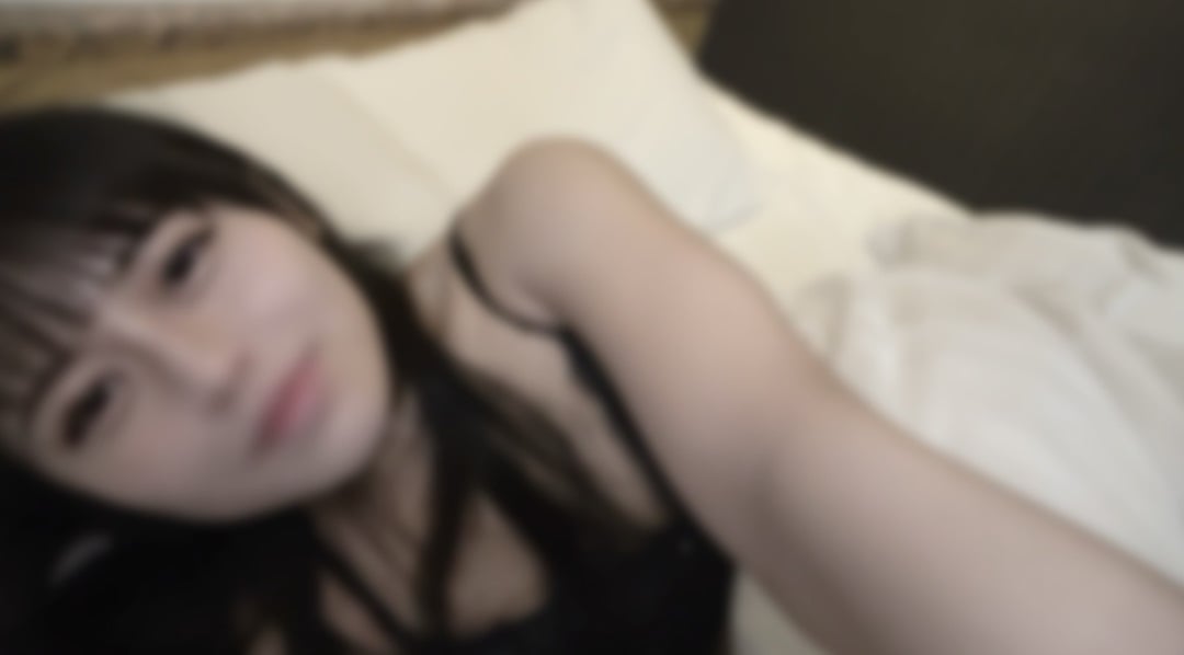 FC2-PPV-4804892 ※SNS熱議的\./現.//.角色/.地下偶像///收穫15萬點讚的男人理想中的國寶級身材濃厚中出♡高敏感度緊緻小穴令人震撼