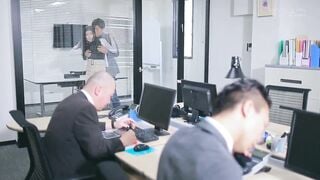 STARS-894C-U 俺しか知らないカノジョの変態な素顔。社内で美人と評判のKサンと秘密のオフィスラブ。高嶺の花で近寄りづらいと思われてるけど、実は求められたらいつ