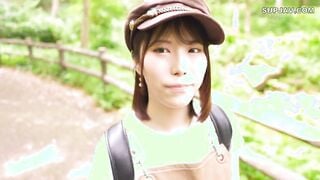 SIMP-009 地味ビッチの雑魚マンG乳女、晒します。嫌われたくない一心でハメ撮り配信OK.エグい色白美肌の美巨乳と美尻を揉みしだき.雑魚マンすぎて痙攣絶頂連発.中出し