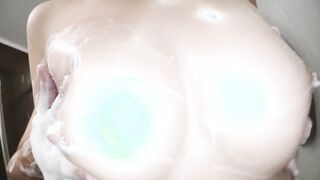 EKDV-800 彼女のお姉さんに痴女られました… 見た目上品で肉食ビッチな姉に寝起きフェラ誘惑されて彼女の留守中に何度もハメて完全にドハマりしたボク。葉月まゆ