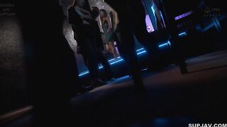 【モザイク破壊】JUR-484 ハプニングバー人妻NTR 「あなたのためよ…」と言っていた妻がいつしか群がる男たちに夢中になっていた。 めぐり 乃木絢愛