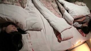 IENE-794 大好きな兄の結婚前の家族旅行で婚約者とのセックスを見てしまった妹が寝取ってカニばさみでロックして中出し！