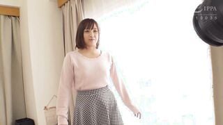AMBI-098 アイドルを目指し上京した幼なじみがと～ってもエロくなって帰ってきた！きみと歩実