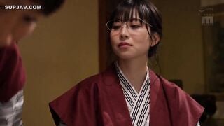 【モザイク破壊】MIKR-020 蔵出し媚薬で淫乱女にゴムなし挿入生中出