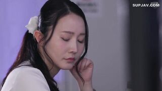 【モザイク破壊】MGOLD-043 性過敏症の看護師をアクメ依存にさせるお漏らし無制限病棟 宮野桜