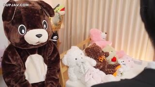 【モザイク破壊】ROYD-260 シン・ぬいペニ現象 恋愛で失敗した僕はぬいぐるみに入っておちんちんを出すことにした。 西元めいさ