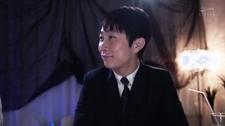 JUR-570 卒業式の後に…大人になった君へ義母からの贈り物―。 竹内有紀
