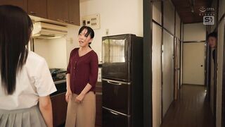 SNOS-043 俺を嫌う嫁の連れ子を薬（※強力媚薬）で無理やり可愛がる。 榊原萌