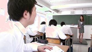 MIDD-772 絶対服従-恥辱の学園 お漏らし人妻女教師 青木玲