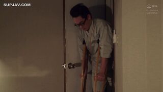 【モザイク破壊】PPPD-850 入院先の病室で性欲の強い女性と相部屋。 足の骨折で動けない僕に跨りガンガン腰振り！巨乳が重しになって奥深く突き刺さる杭打ちピストンに何度