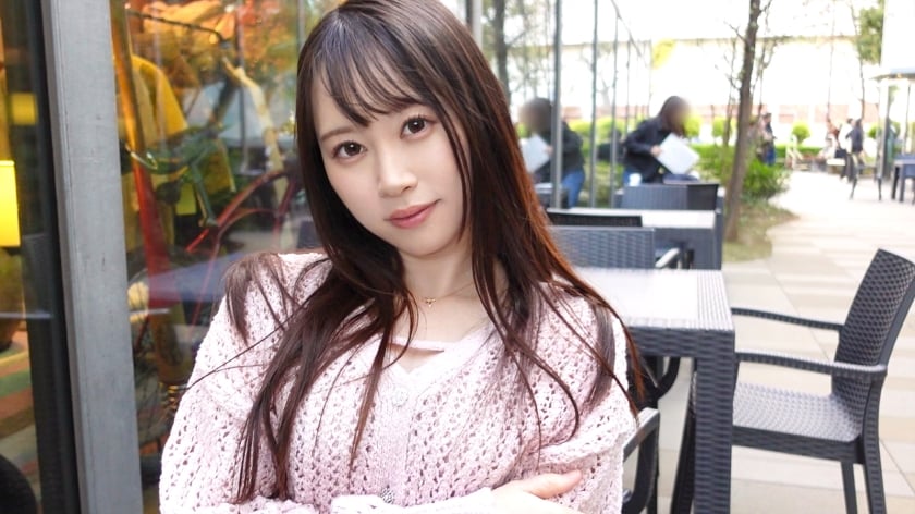 【こんなに吹いちゃダメですか…？】清楚な雰囲気なのにNTRモノのAVで毎晩オナってしまう色白黒髪お姉さん！半年ぶりの手マンで大興奮の大量潮吹き！ 【初撮り】ネットでAV応募